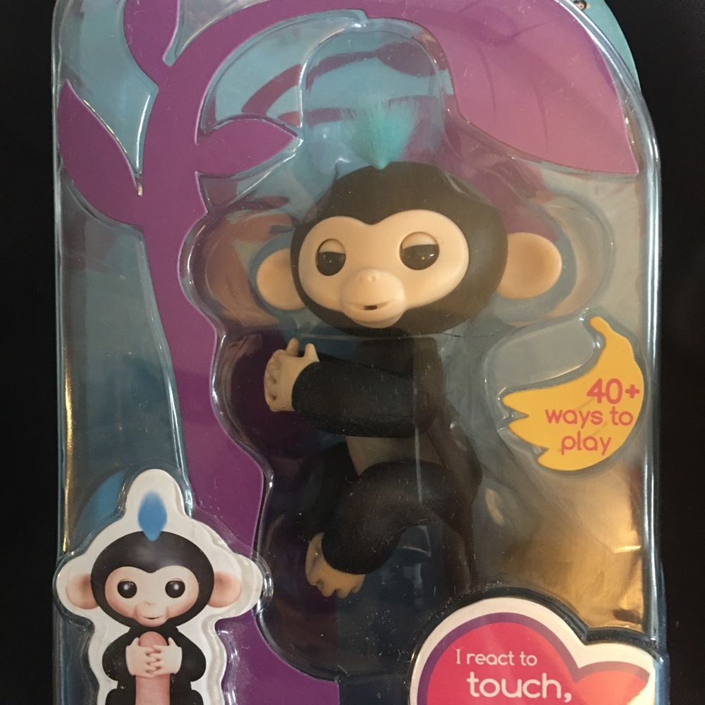 Fingerling - Black with blue hair